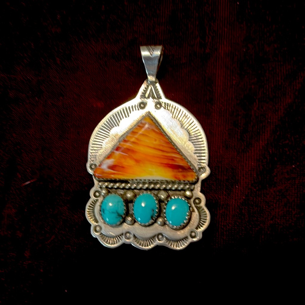 Sterling silver Native American pendant spiny oysters and turquoise unique